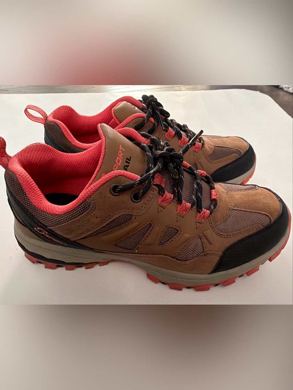 S Sport by Skechers Elayna Shoe - Size 8.5